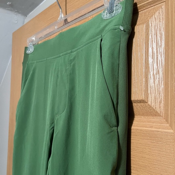 Athleta Green Brooklyn Mid Rise Ankle Pant NWOT Size 4 Activewear Athleisure - Picture 5 of 12
